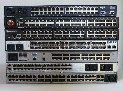 Konsolenserver Rueckfront, Cyclades Alterpath, Digi CM, Avocent CCM, MRV In-Reach, Raritan Dominion SX, Lantronix SLC, Logical SCS 